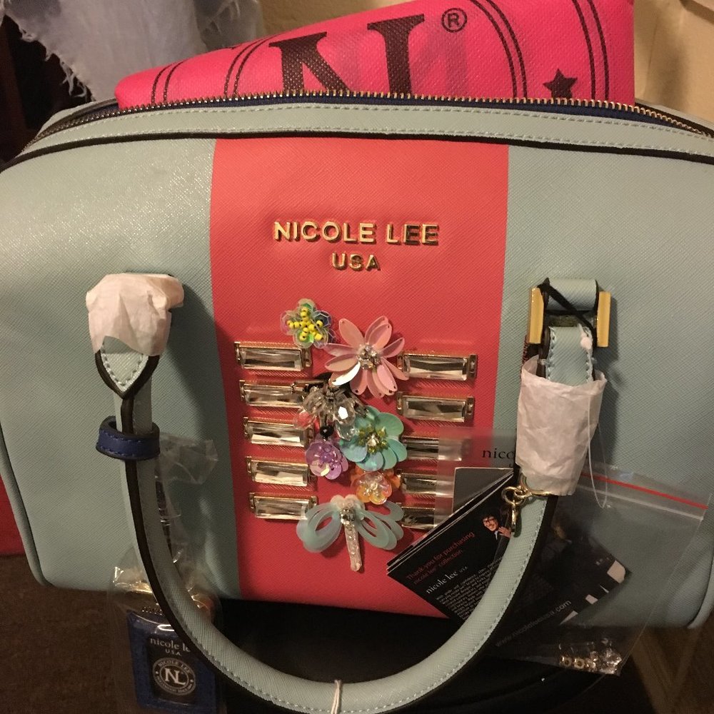 Nicole Lee Shoulder BAG